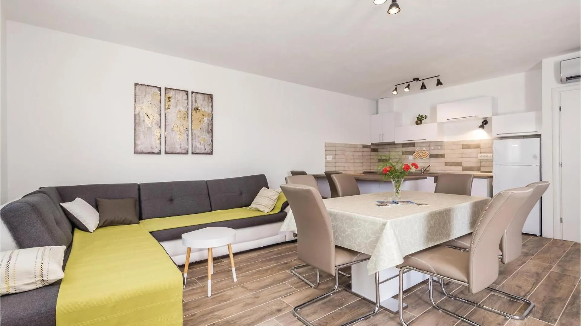 Nice Home In Supertarska Draga With Wifi Supetarska Draga Holiday home