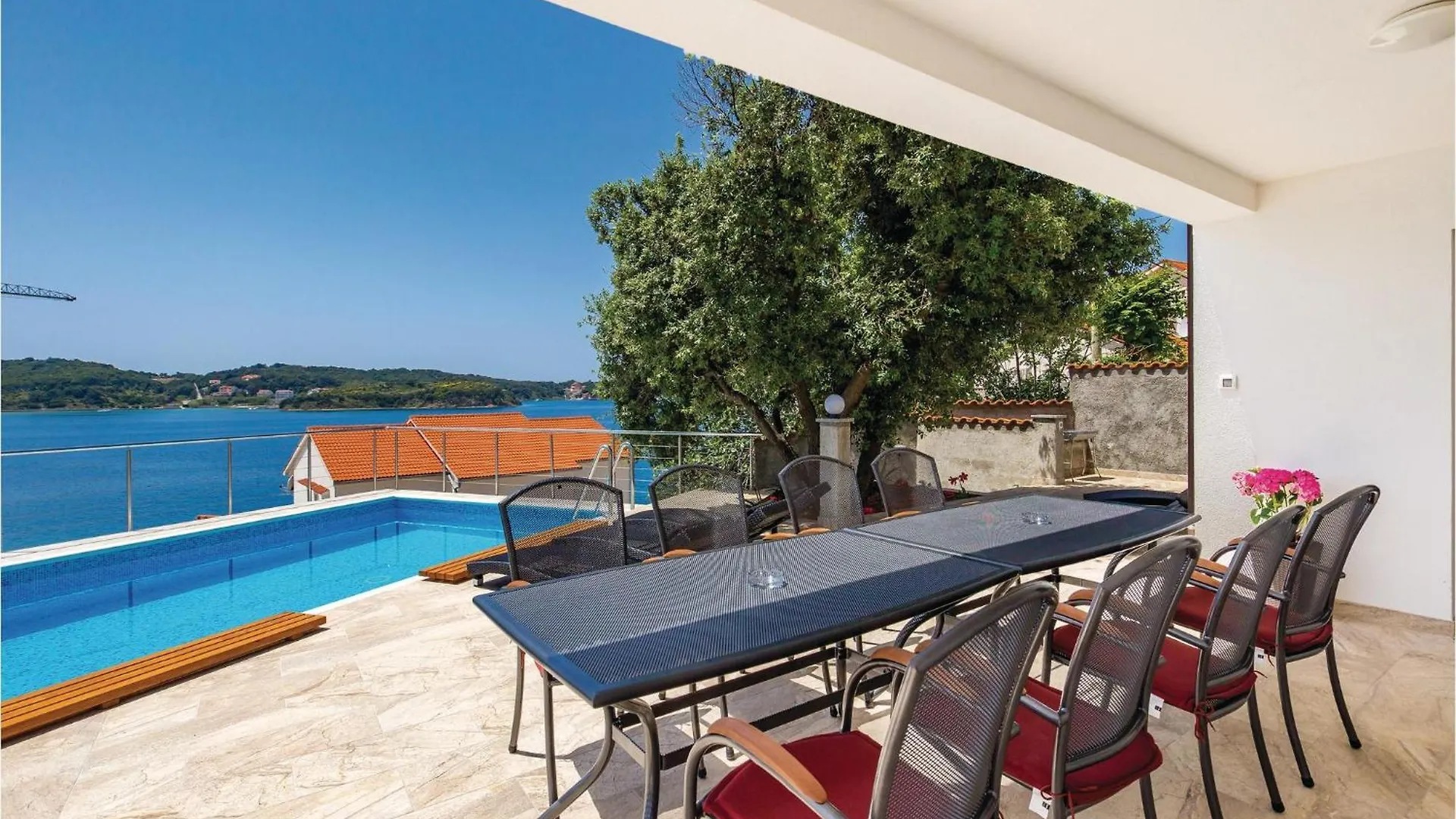 Nice Home In Supertarska Draga With Wifi Supetarska Draga 0*,  Croatia