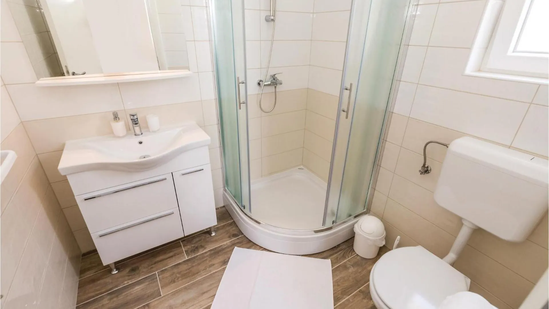 Nice Home In Supertarska Draga With Wifi Supetarska Draga Croatia