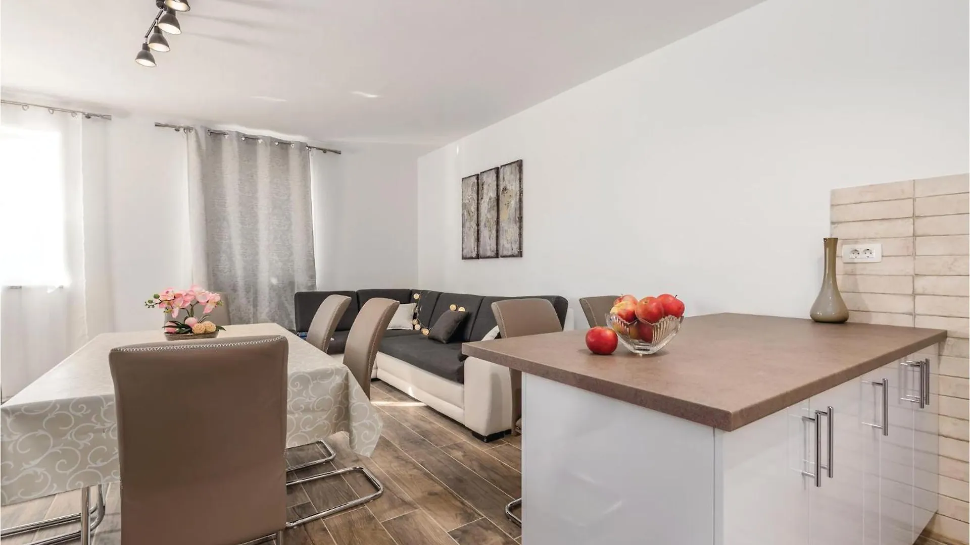 Nice Home In Supertarska Draga With Wifi Supetarska Draga Croatia