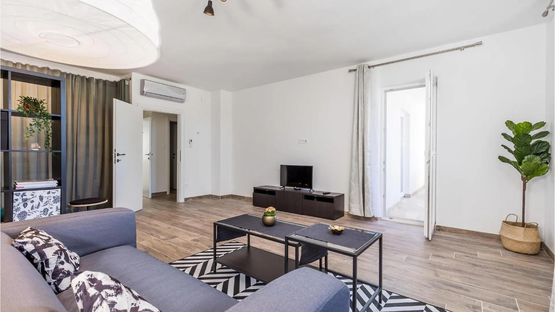 Nice Home In Supertarska Draga With Wifi Supetarska Draga