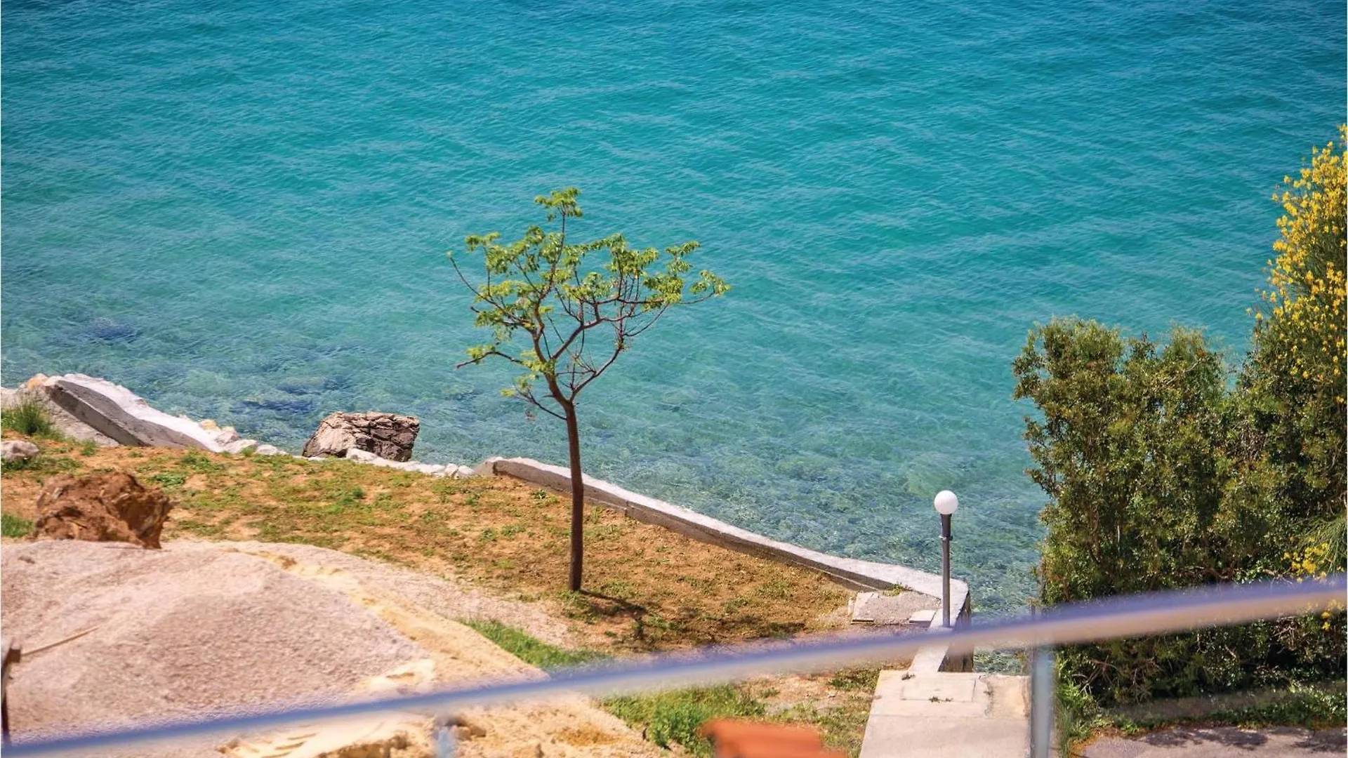 Nice Home In Supertarska Draga With Wifi Supetarska Draga 0*,